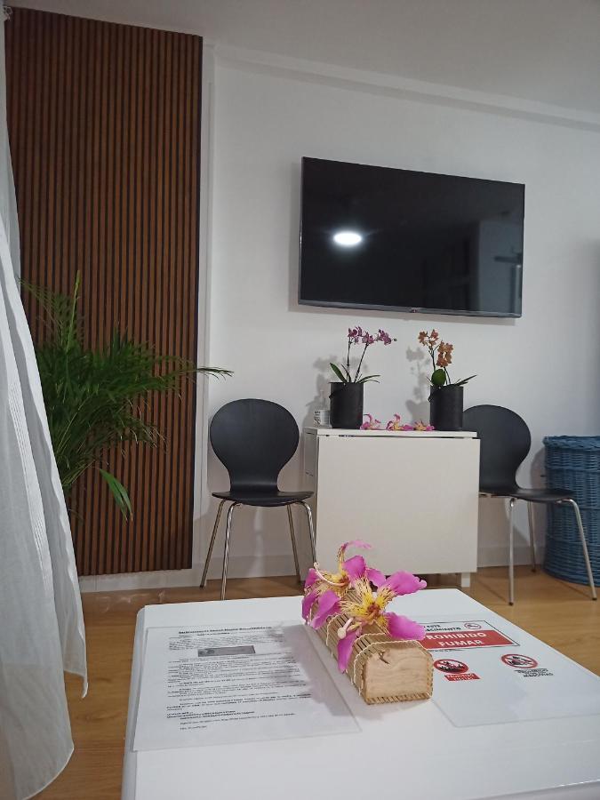 Sweet Home Benalmadena, Estudio Con Vistas Al Mar Y Excelente Conexion Wifi, Para No Fumadores, Con Piscinas, Sea Views, With Swimming Pools, Completely Renovated, Ideal For Older People, Bright With Morning Sun, No Smoking Exterior foto